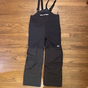 Kids size 9 Helly Hansen snow pants in perfect condition